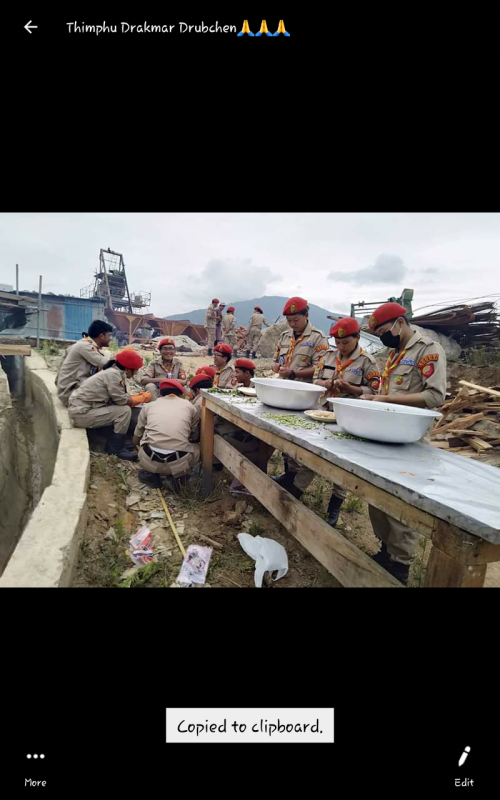 Service under his holiness Jekhenpo at Buddha point