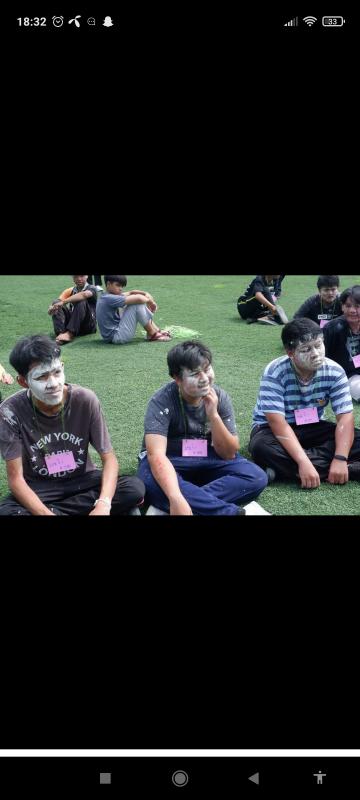 ร่วมกิจกรรมรับน้อง