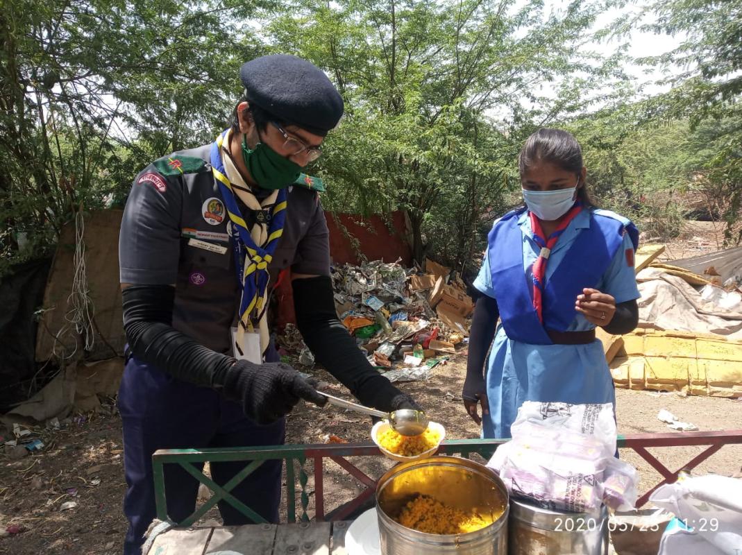 जोधपुर के रोवर्स रेंजर्स मैसेंजर ऑफ पीस बनकर कर रहे है जरूरतमंदो की सहायता । राजस्थान राज्य भारत स्काउट व गाइड जिला जोधपुर