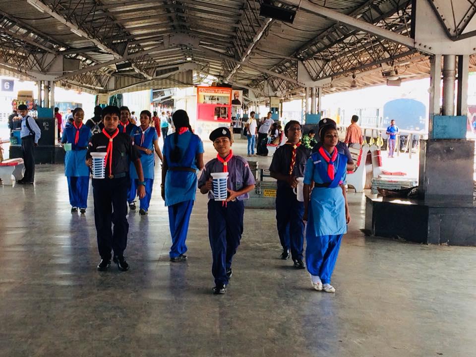 WATER DISTRIBUTION SERVICE FOR RAILWAYS PASSENGERS DURING WARM WEATHER AT KHARAGPUR RAILWAY STATION
