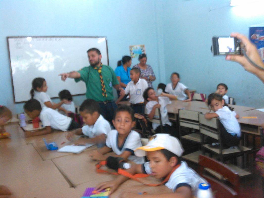 Fabrica Scout de papel Artesanal 