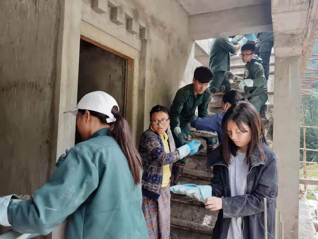 Helping Hand at Dorangthang Nunnery Construction