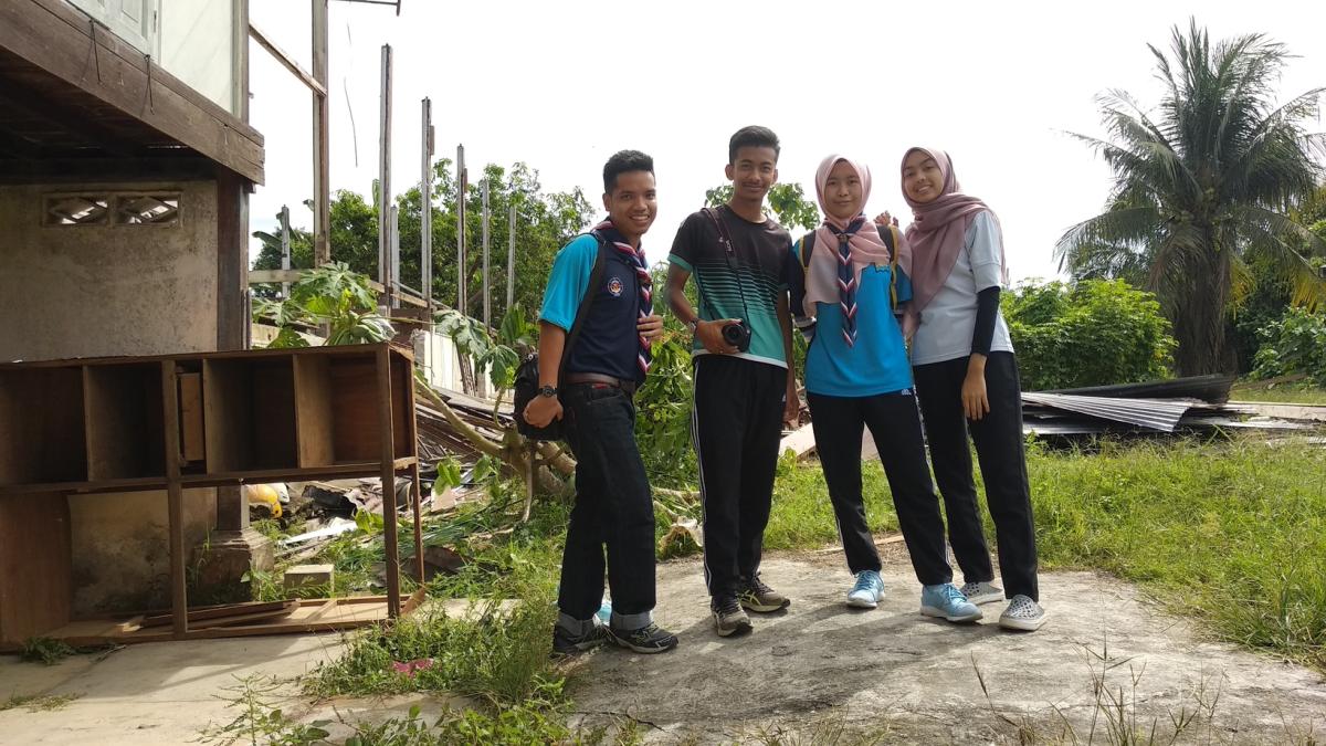 (Misa Island Goat Project: Update 7) Pembelian Kayu Terpakai