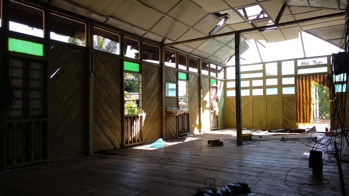 (Misa Island Goat Project: Update 8) Aktiviti Merobohkan Rumah Lama