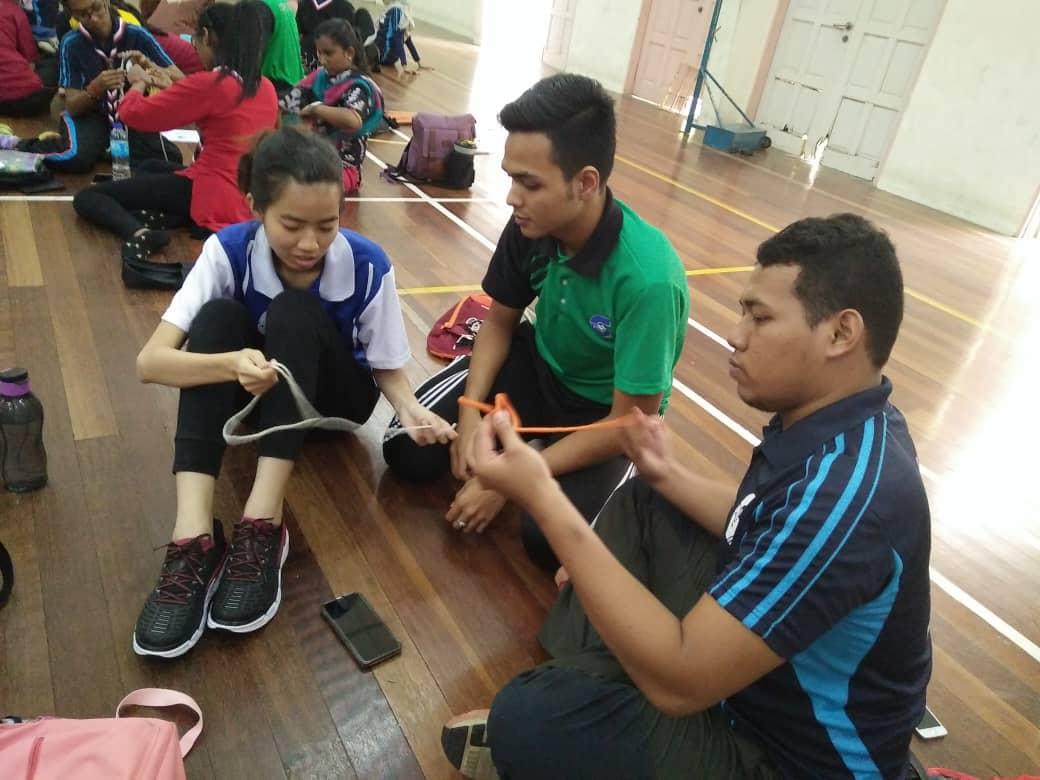 Mingguan Interaksi dengan Pensyarah (Ikatan)