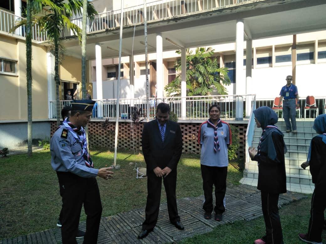 Mingguan Interaksi dengan Pensyarah (Perhimpunan Rasmi dengan Pengarah)