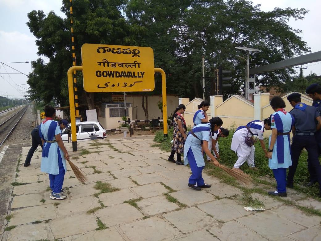 Swachch Rail Swachch Bharath" Service Programme (Clean India Drive)