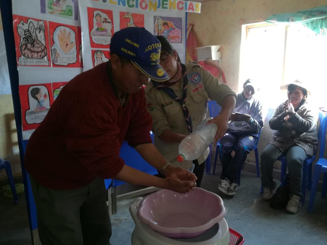 Aprendiendo con Mariquita la Cochinita - DESCOM