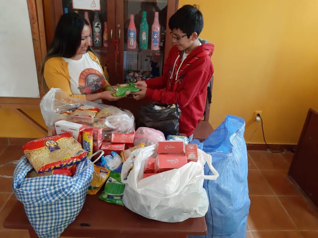 Recaudación de víveres para Fundación de niños EDYFU. Educación y Futuro