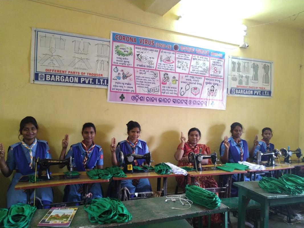 Masks preparation for the needy people