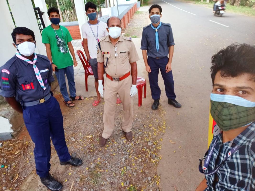 Rover Crew in assistance for Traffic Control