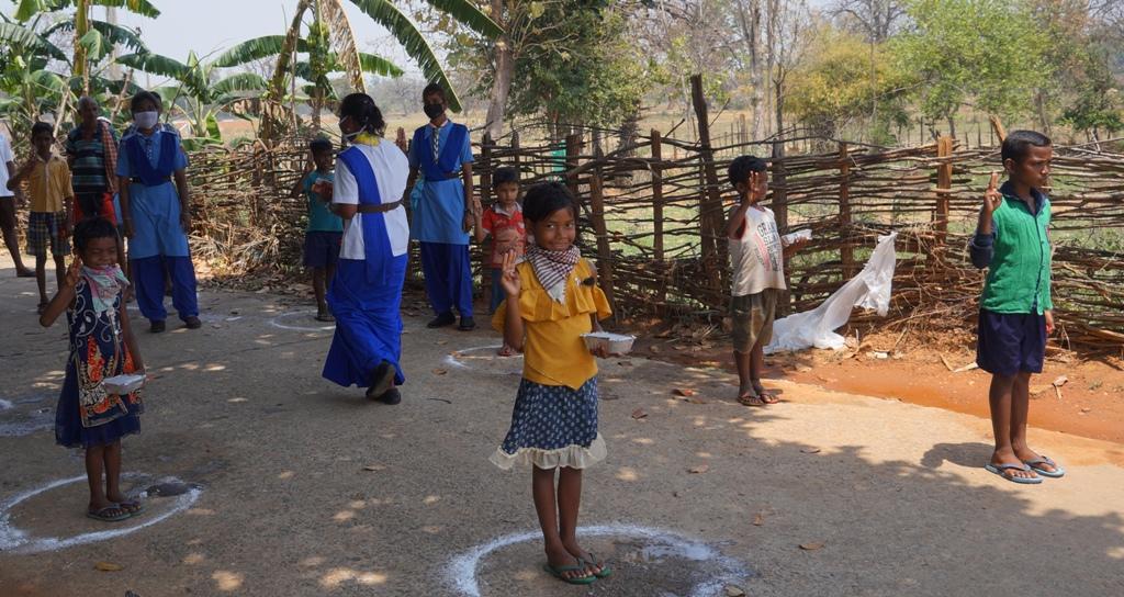 Cooked food packets distributed at Kumbahal village of Bargaon Block
