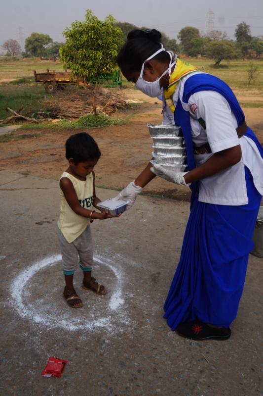 Cooked food packets distribution at Kishanpada of Tudalaga village of Bargaon Block