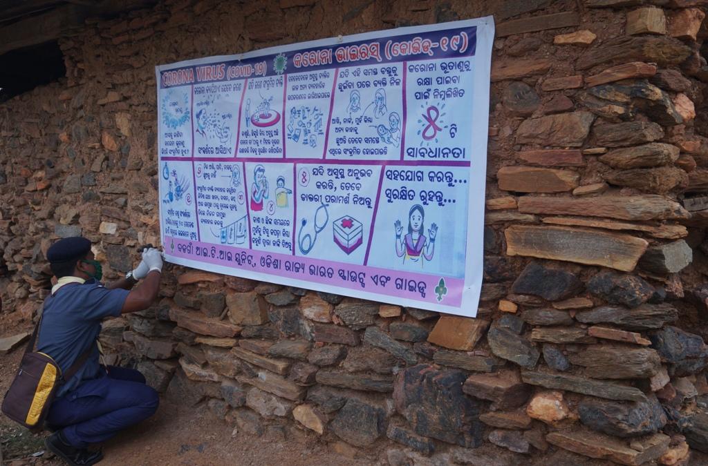 Awareness campaign and masks distribution at Khadiapada of Lakraghara village, Block-Bargaon
