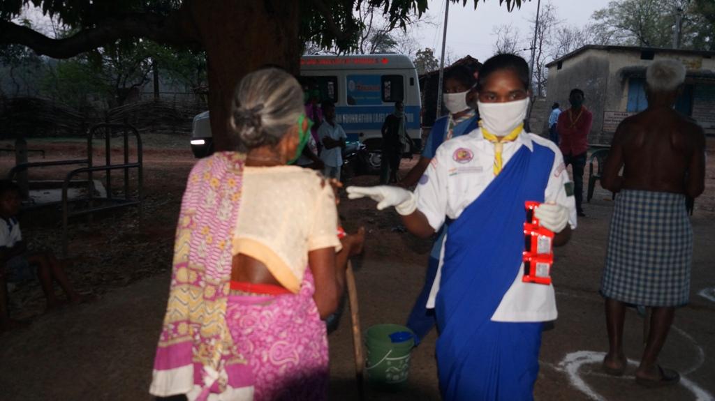 Hand wash demonstration and soaps & sanitizers distribution at Sadakpada of Lakraghara village of Bargaon Block