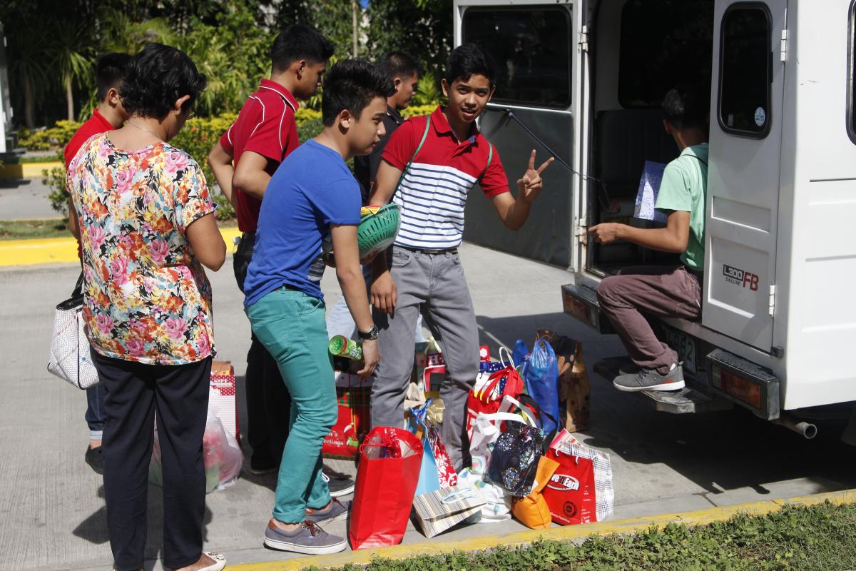 Annual Bundles of Joy Distribution (Gawad Kalinga-Maguikay)