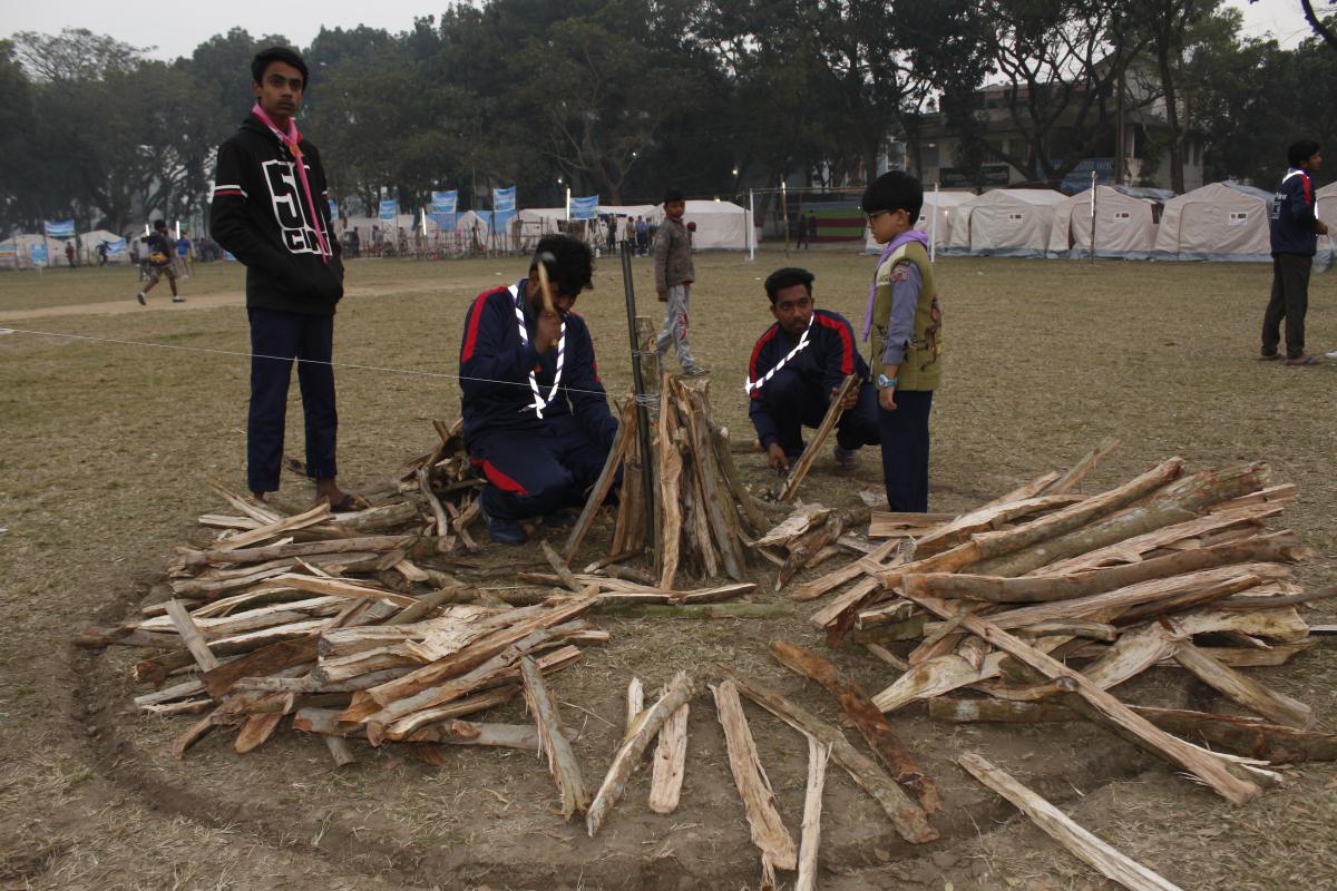 তাঁবু জলসার প্রস্তুতি চলছে 