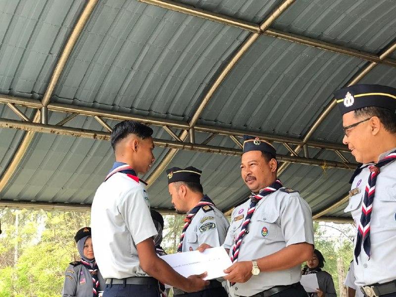 MENABUR BAKTI DI MANA SAHAJA