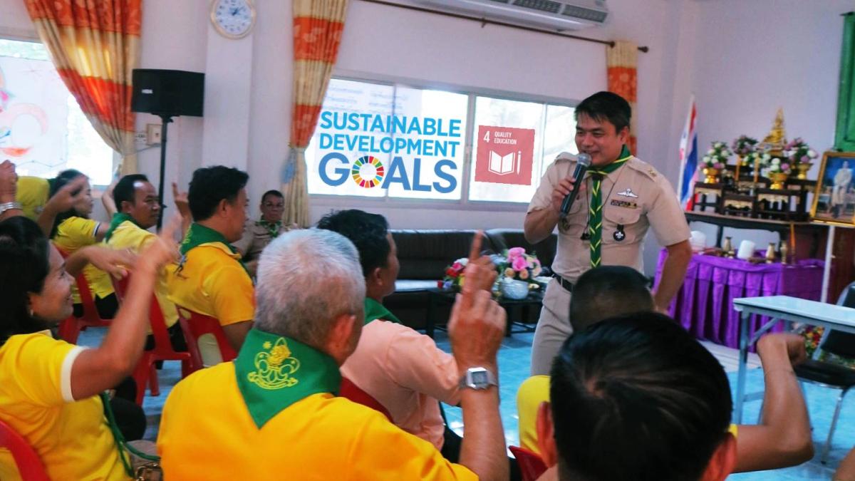 Thai ordinance and etiquette course for people in northern Thailand