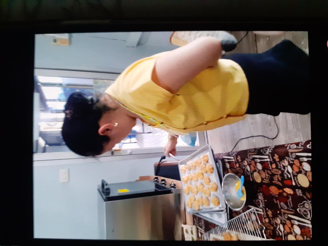 ทำขนมเพื่อเป็นของว่างเด็กๆใน โรงเรียน