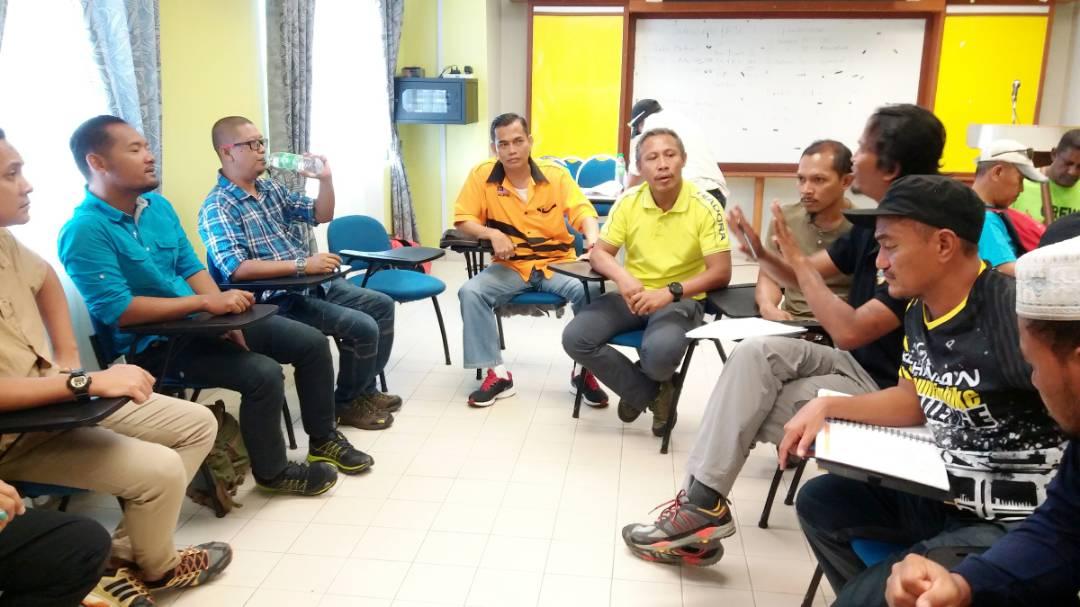 Majlis Pentauliahan Jurulatih Rekreasi Malaysia