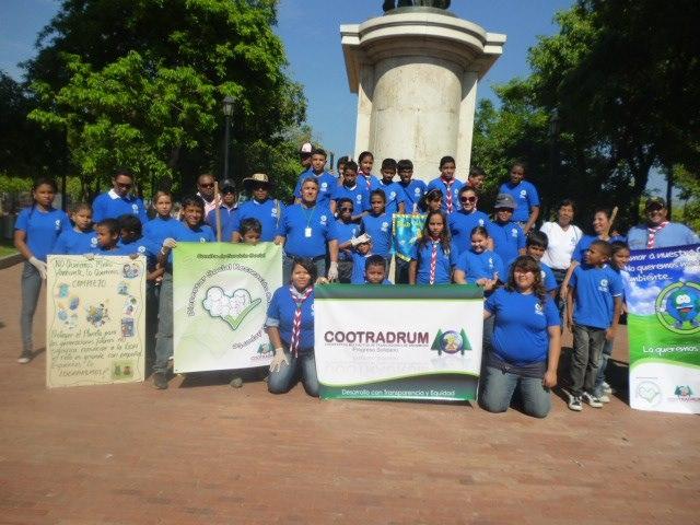 LA PAZ EMPIEZA POR LA LIMPIEZA DE NUESTRO ENTORNO EN SANTAMARTA COLOMBIA