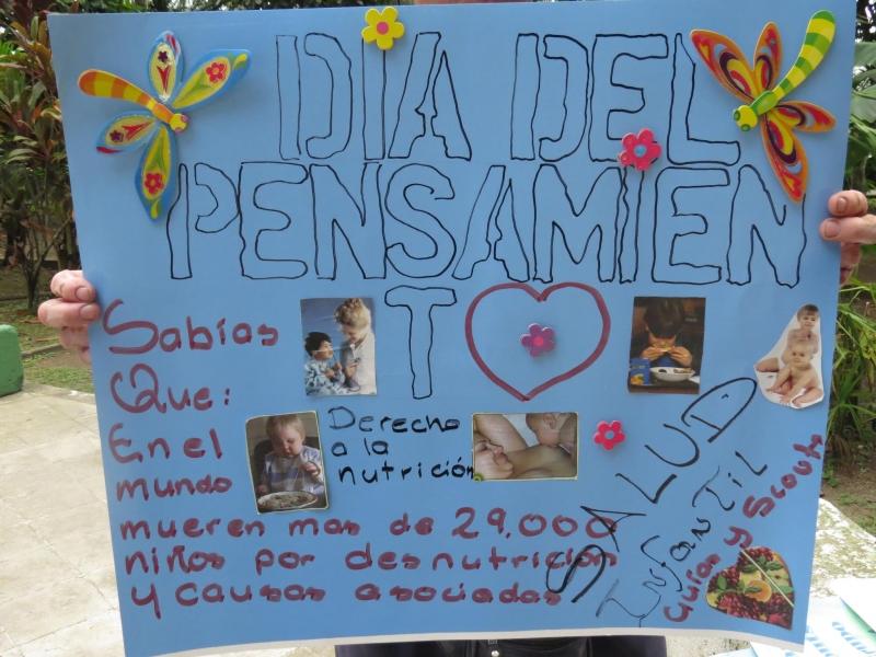 Pintamos un mural "juntos podemos cambiar nuestro mundo". Grupo 144 - Limón - CR