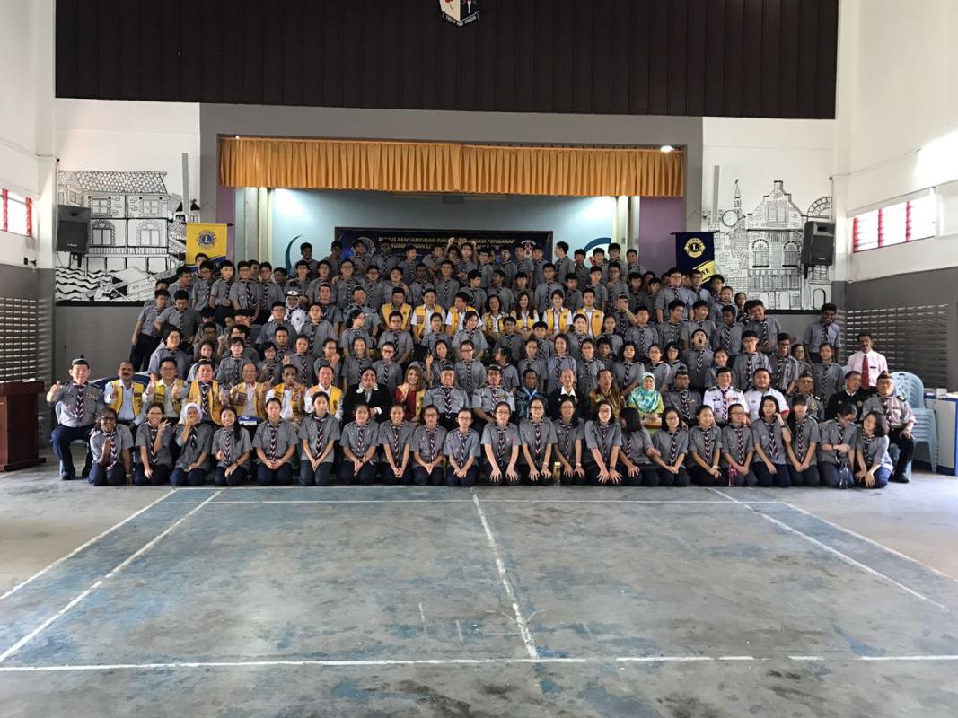 Majlis Penyampaian 500 Pakaian Seragam Pengakap