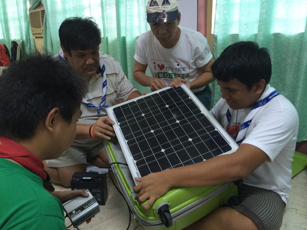 Solar training in collaboration with green peace philippines   