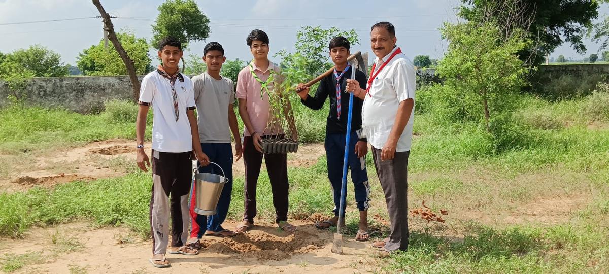ROOTS FOR A GREENER TOMMORROW 