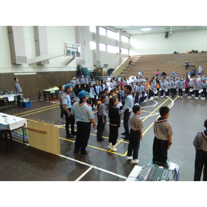 UNIFORMKU HEBAT
