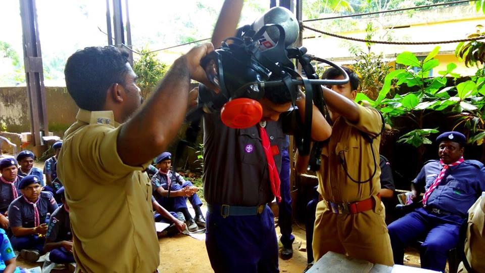 Disaster Management Training for Rovers and Senior Scout/Guides