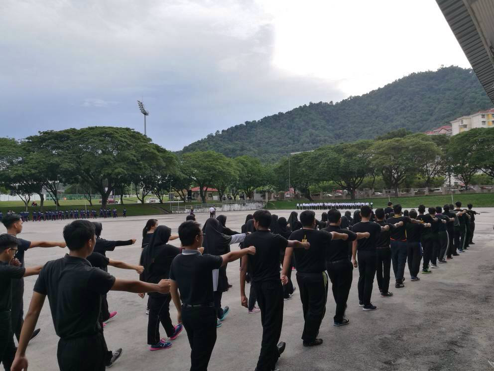 latihan kawad kaki