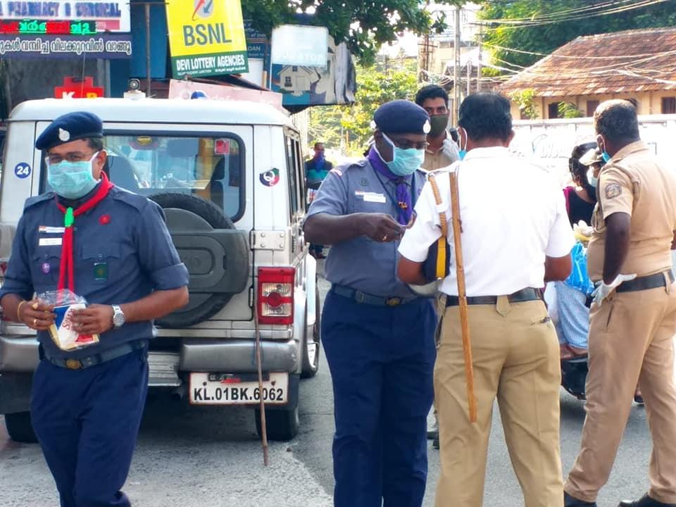 Rover Crew supplies food and refreshments for Police officers