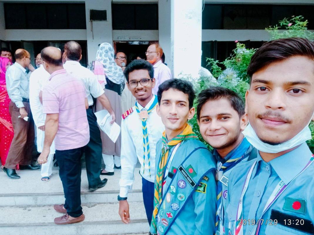 scouts of the world award voluntary service requirement