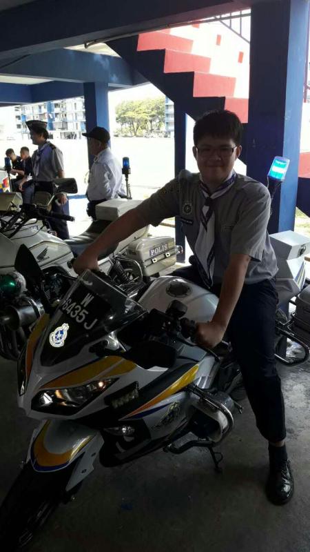 Lawatan Sambil Belajar Ke Balai Polis