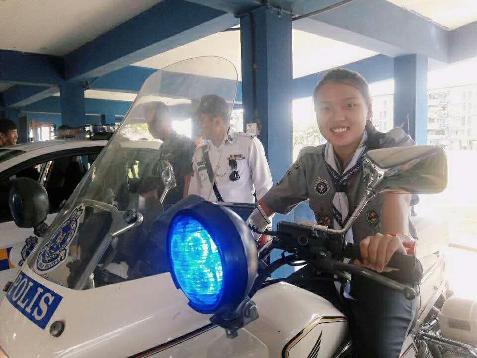 Lawatan Sambil Belajar Ke Balai Polis