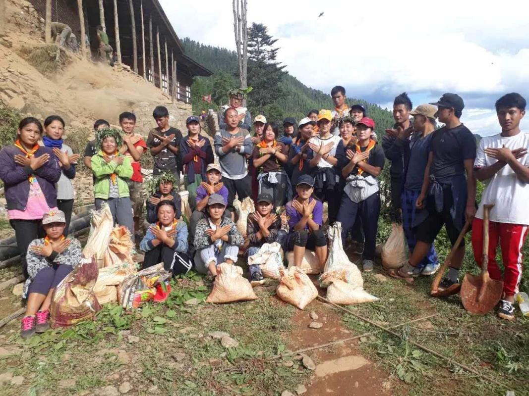 Community Service at Lhading Goenpa