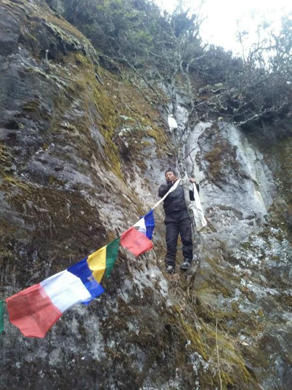 Cleaning and clearing of ugyen duphu