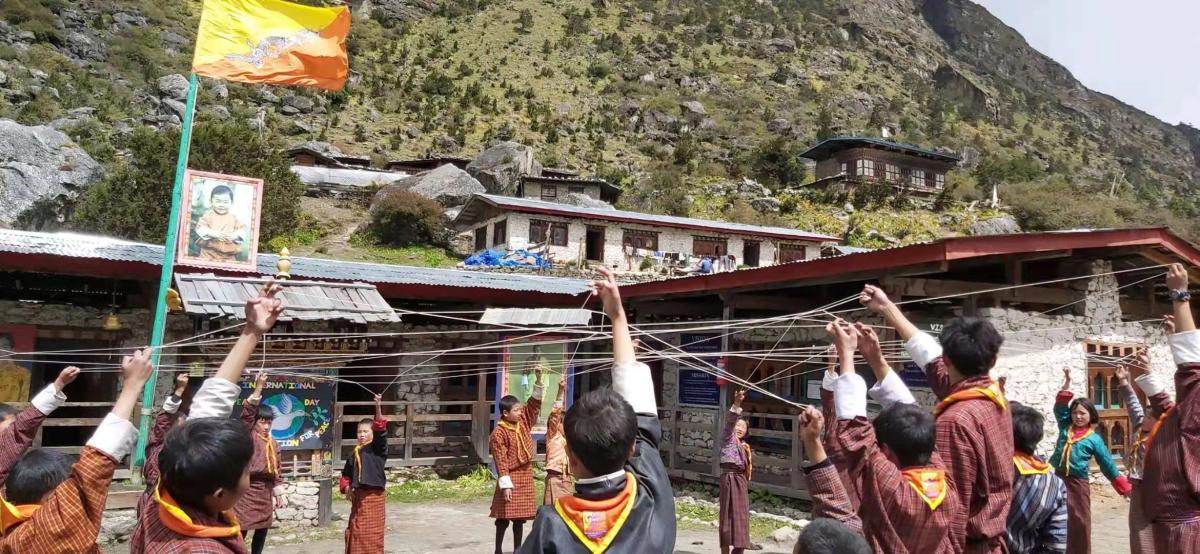 Peace pledge and meditation 