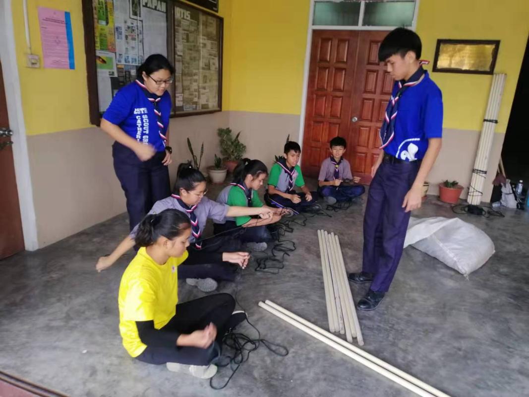 Mengajar ikatan 