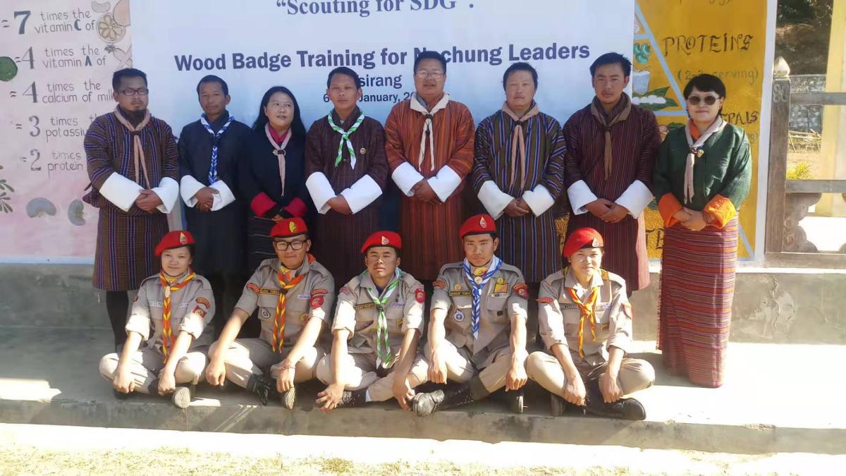 Volunteering in assisting of Wood badge camp