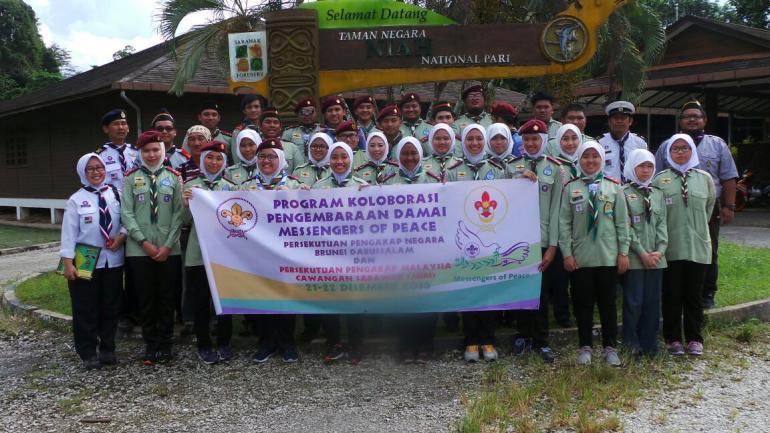 Persekutuan Pengakap Negara Brunei Darussalam (Brunei Darussalam Scout Association) through Brunei Messengers of Peace National Coordinator organised Peace Hike together with Persekutuan Pengakap Malaysia Cawangan Sarawak (Miri) (Malaysia Scout Associatio
