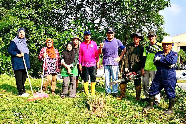 Belait District Scouts hold cleaning campaign
