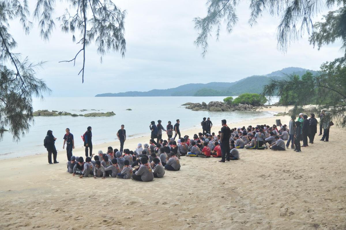 PEMBERSIHAN PANTAI TELUK BAYU DALAM PEK BERCUTI PPM DAERAH BAYAN LEPAS 2017