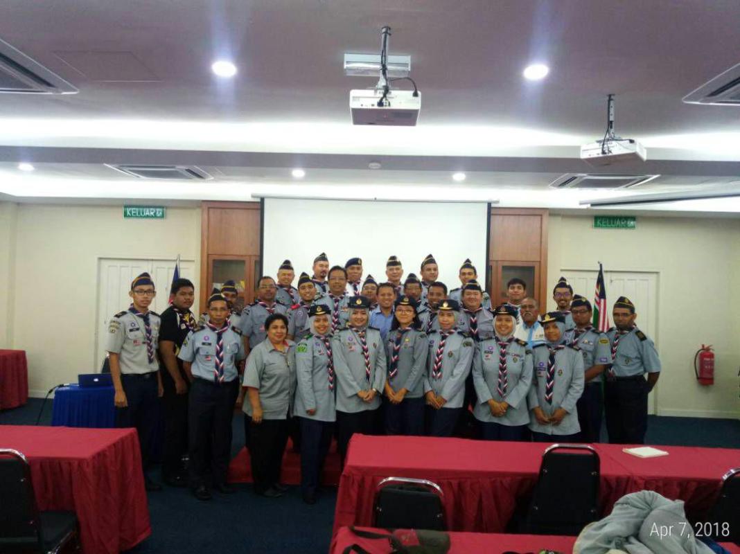 SEMINAR PENINGKATAN KEAHLIAN PENGAKAP