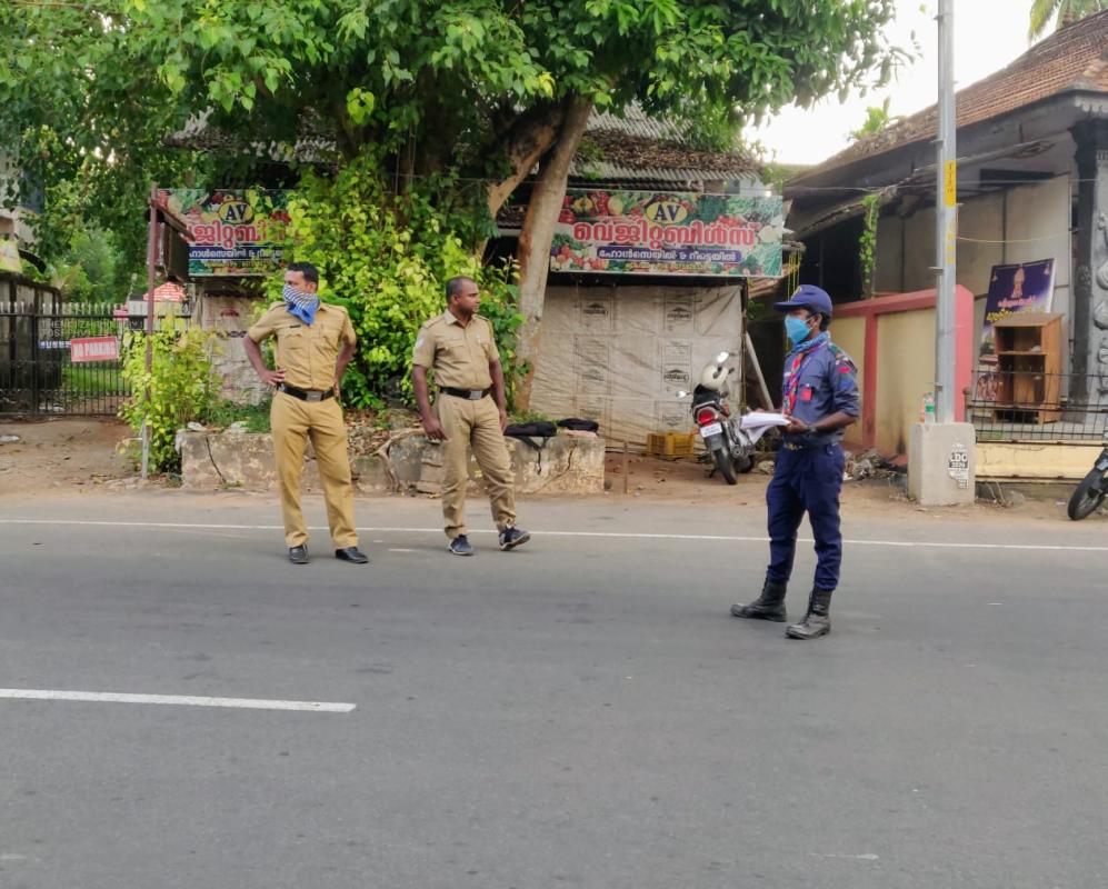 Rovers assists police in controlling traffic