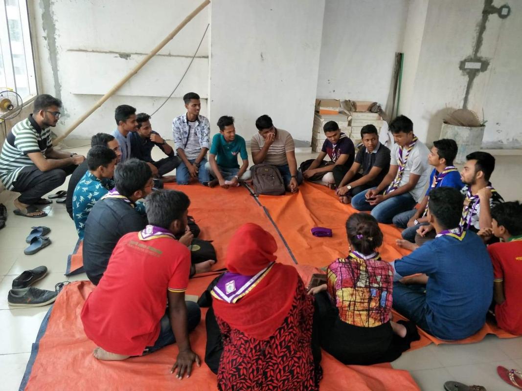 ক্রু মিটিং