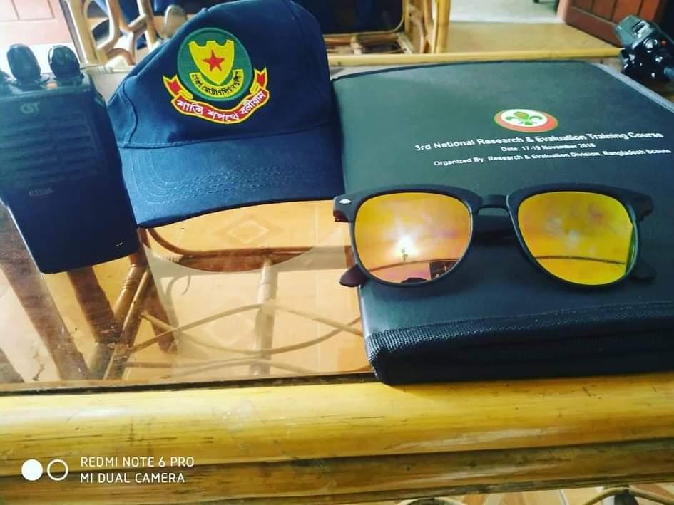 i personally liked this social work what i did. Whole day along with traffic police we worked in the sun.Great experience it was. 