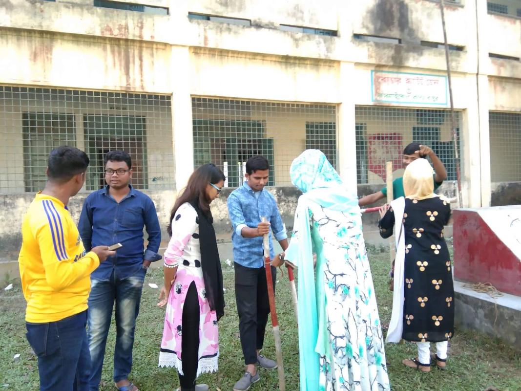 বিশেষ ক্রু মিটিং